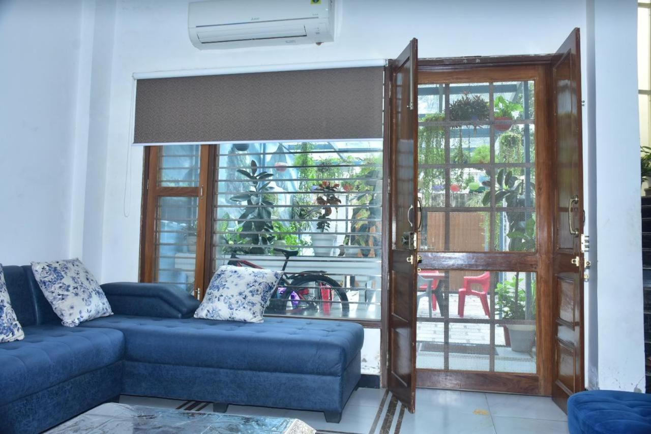 Shreshth Home Stay - Best Family Accommodation - 3Km From Har Ki Pauri, Haridwar, Uttarakhand المظهر الخارجي الصورة