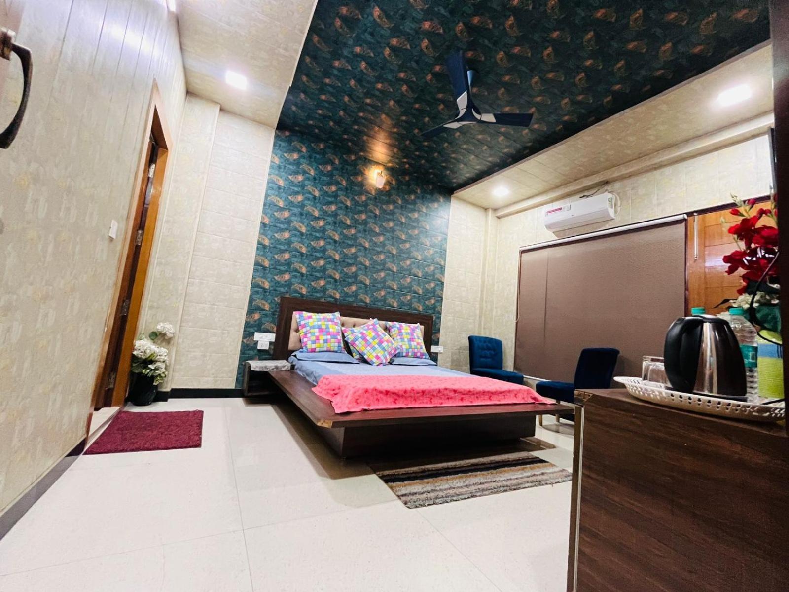 Shreshth Home Stay - Best Family Accommodation - 3Km From Har Ki Pauri, Haridwar, Uttarakhand المظهر الخارجي الصورة
