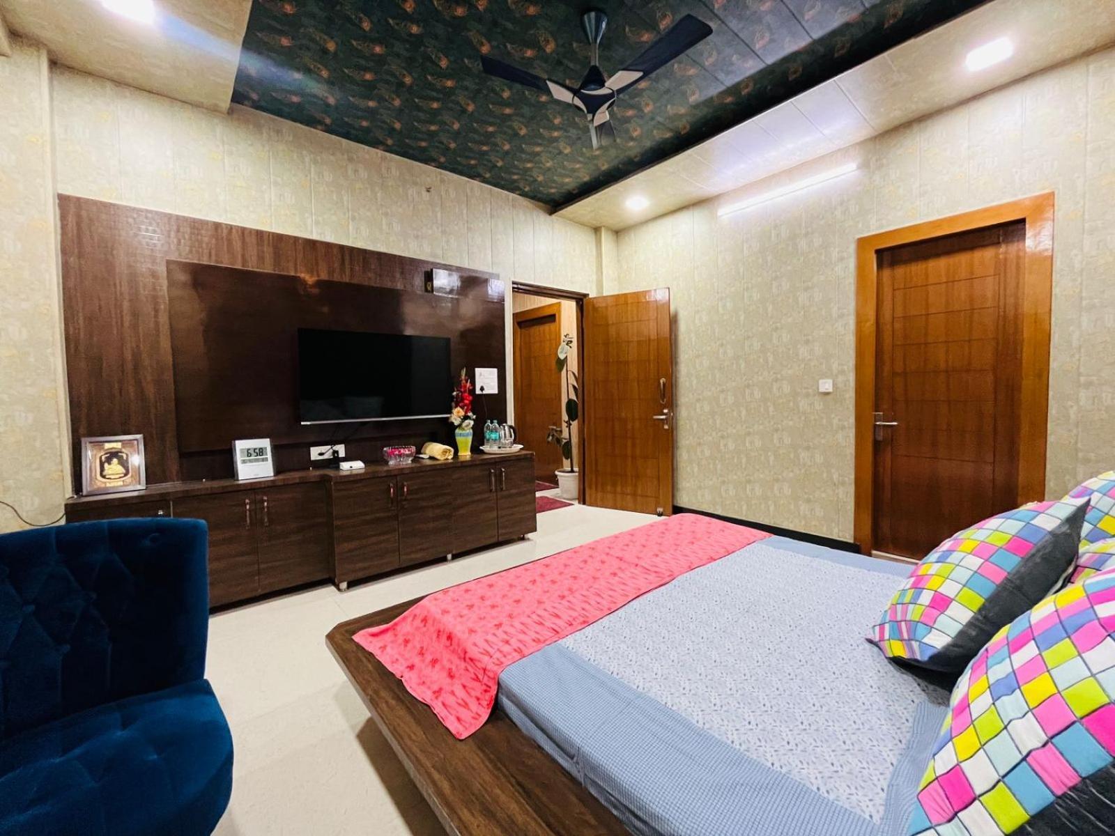 Shreshth Home Stay - Best Family Accommodation - 3Km From Har Ki Pauri, Haridwar, Uttarakhand المظهر الخارجي الصورة