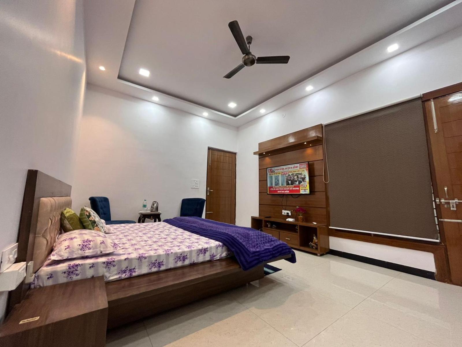 Shreshth Home Stay - Best Family Accommodation - 3Km From Har Ki Pauri, Haridwar, Uttarakhand المظهر الخارجي الصورة