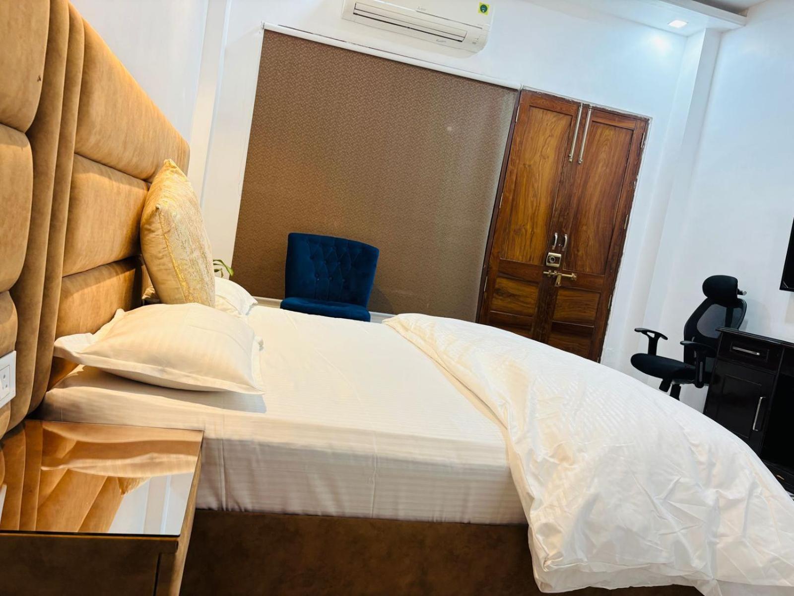 Shreshth Home Stay - Best Family Accommodation - 3Km From Har Ki Pauri, Haridwar, Uttarakhand المظهر الخارجي الصورة